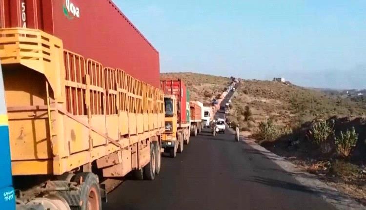 الحوثيون يستغلون رمضان لفرض جبايات على الشاحنات في الحديدة