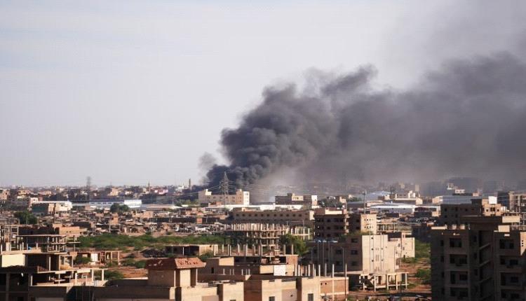 الجيش السوداني يستهدف القصر الرئاسي في الخرطوم ويواصل السيطرة على مناطق استراتيجية وسط معارك مع الدعم السريع